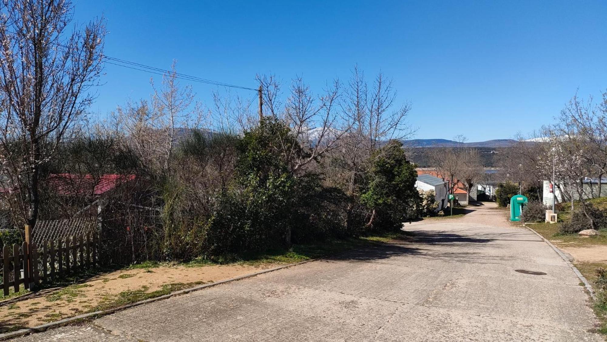 Camping De Cervera De Buitrago Eksteriør billede